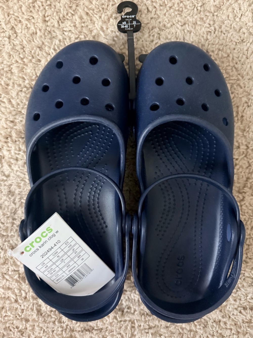 CROCS Classic Clog in Navy Blue
